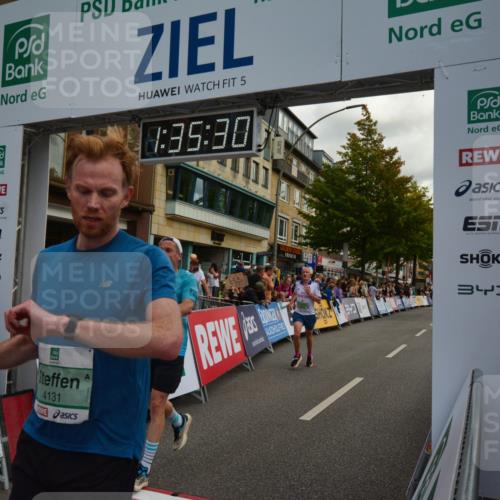 20.09.2026 - PSD Bank Halbmarathon LAZAROV Photography http://msf.ph/oto/10549773 20.09.2026 11:35:29 Ziel 1355, 1520, 2525, 3878, 4131 meine-sportfotos.de