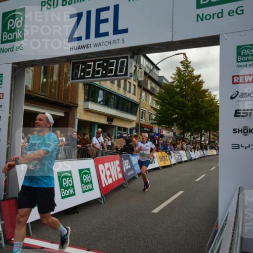 20.09.2026 - PSD Bank Halbmarathon LAZAROV Photography http://msf.ph/oto/10549775 20.09.2026 11:35:30 Ziel 1355, 1520, 2525, 3878, 4131 meine-sportfotos.de