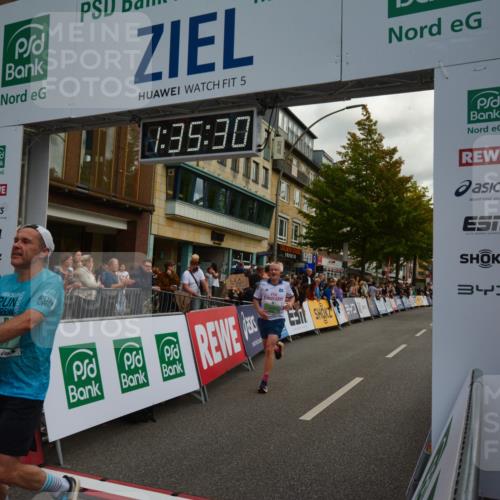 20.09.2026 - PSD Bank Halbmarathon LAZAROV Photography http://msf.ph/oto/10549776 20.09.2026 11:35:30 Ziel 1355, 1520, 2525, 3878, 4131 meine-sportfotos.de