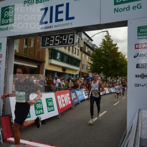20.09.2026 - PSD Bank Halbmarathon LAZAROV Photography http://msf.ph/oto/10549789 20.09.2026 11:35:45 Ziel 1429, 1614, 1693, 1838, 2244, 2379, 3518, 4075, 4076, 4649, 4705 meine-sportfotos.de