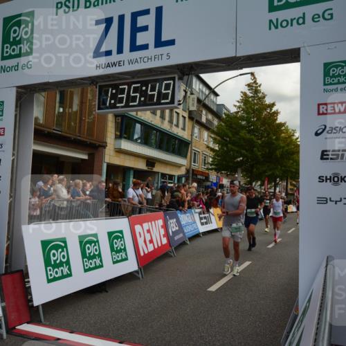 20.09.2026 - PSD Bank Halbmarathon LAZAROV Photography http://msf.ph/oto/10549799 20.09.2026 11:35:49 Ziel 1429, 1614, 1693, 1838, 2056, 2244, 2379, 3518, 4075, 4076, 4649, 4705 meine-sportfotos.de