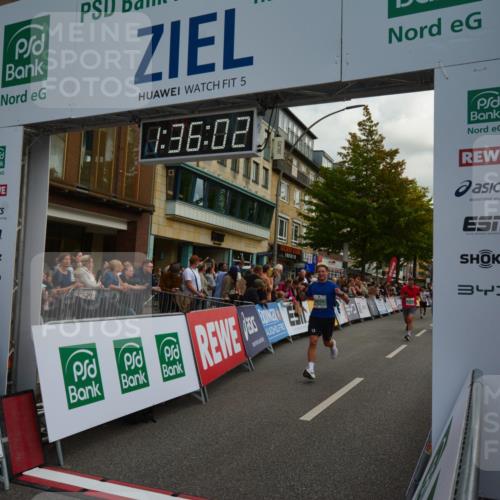 20.09.2026 - PSD Bank Halbmarathon LAZAROV Photography http://msf.ph/oto/10549830 20.09.2026 11:36:01 Ziel 1105, 1739, 1781, 2056, 2244, 2349, 2848, 3176, 4500 meine-sportfotos.de