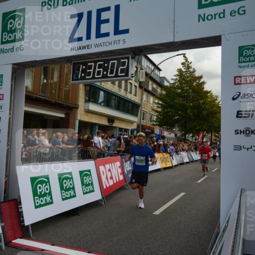 20.09.2026 - PSD Bank Halbmarathon LAZAROV Photography http://msf.ph/oto/10549833 20.09.2026 11:36:02 Ziel 1105, 1739, 1781, 2056, 2349, 2848, 3176, 4500 meine-sportfotos.de