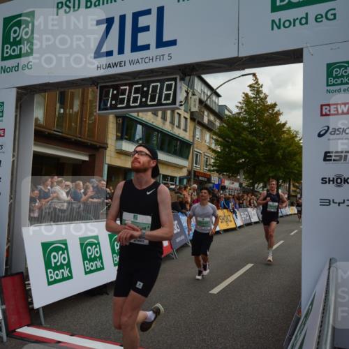 20.09.2026 - PSD Bank Halbmarathon LAZAROV Photography http://msf.ph/oto/10549855 20.09.2026 11:36:08 Ziel 1105, 1739, 1781, 2109, 2306, 2349, 2848, 3176, 4500 meine-sportfotos.de
