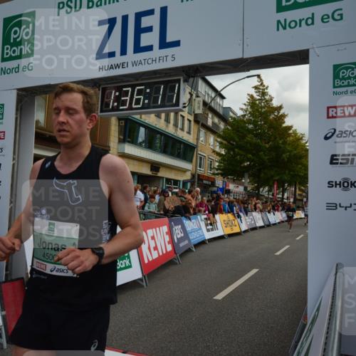 20.09.2026 - PSD Bank Halbmarathon LAZAROV Photography http://msf.ph/oto/10549867 20.09.2026 11:36:10 Ziel 1105, 1193, 1739, 1781, 2109, 2306, 2848, 3176, 4500 meine-sportfotos.de