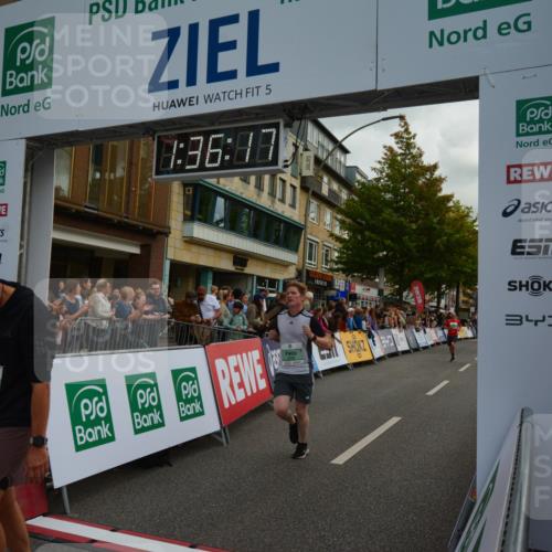 20.09.2026 - PSD Bank Halbmarathon LAZAROV Photography http://msf.ph/oto/10549872 20.09.2026 11:36:17 Ziel 1193, 2109, 2306, 3999 meine-sportfotos.de