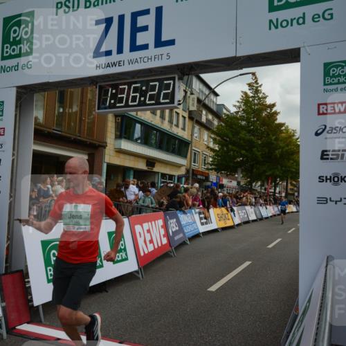 20.09.2026 - PSD Bank Halbmarathon LAZAROV Photography http://msf.ph/oto/10549881 20.09.2026 11:36:21 Ziel 1193, 2109, 2306, 3999, 4052 meine-sportfotos.de