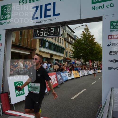 20.09.2026 - PSD Bank Halbmarathon LAZAROV Photography http://msf.ph/oto/10549887 20.09.2026 11:36:30 Ziel 2157, 2165, 3999, 4052, 4143 meine-sportfotos.de