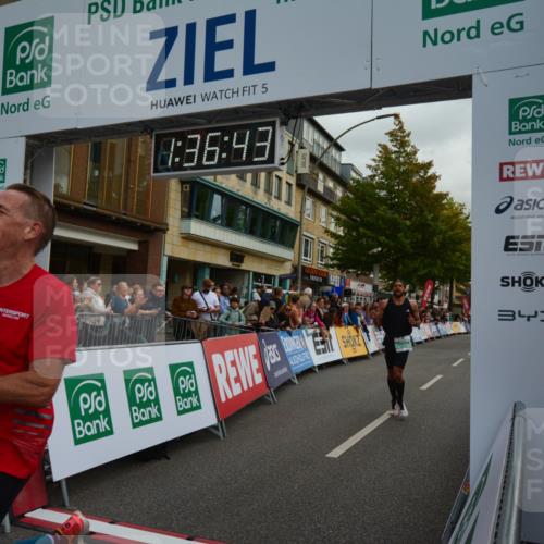 20.09.2026 - PSD Bank Halbmarathon LAZAROV Photography http://msf.ph/oto/10549893 20.09.2026 11:36:43 Ziel 1319, 1670, 2157, 2487, 2722, 4143, 4503 meine-sportfotos.de