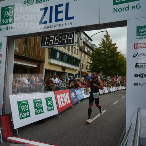 20.09.2026 - PSD Bank Halbmarathon LAZAROV Photography http://msf.ph/oto/10549896 20.09.2026 11:36:43 Ziel 1319, 1670, 2157, 2487, 2722, 4143, 4503 meine-sportfotos.de