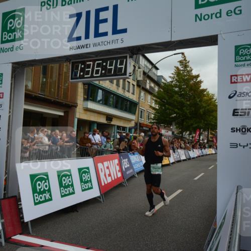 20.09.2026 - PSD Bank Halbmarathon LAZAROV Photography http://msf.ph/oto/10549897 20.09.2026 11:36:43 Ziel 1319, 1670, 2157, 2487, 2722, 4143, 4503 meine-sportfotos.de