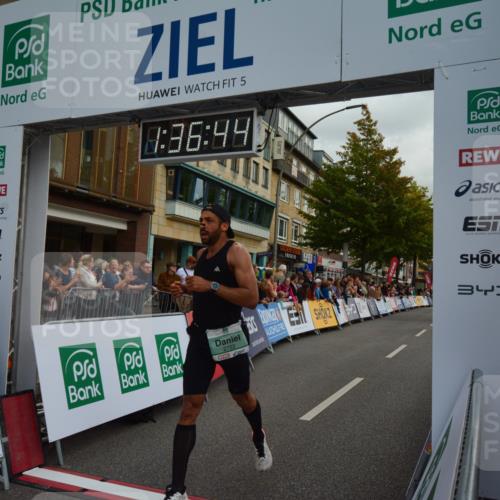 20.09.2026 - PSD Bank Halbmarathon LAZAROV Photography http://msf.ph/oto/10549898 20.09.2026 11:36:44 Ziel 1319, 1670, 2157, 2487, 2722, 4142, 4143, 4503 meine-sportfotos.de