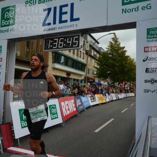 20.09.2026 - PSD Bank Halbmarathon LAZAROV Photography http://msf.ph/oto/10549900 20.09.2026 11:36:44 Ziel 1319, 1670, 2157, 2487, 2722, 4142, 4143, 4503 meine-sportfotos.de