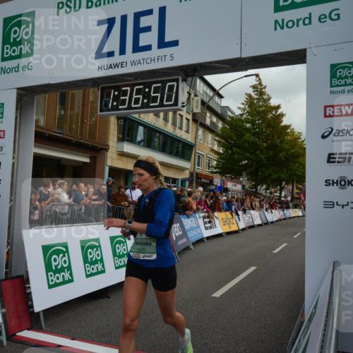 20.09.2026 - PSD Bank Halbmarathon LAZAROV Photography http://msf.ph/oto/10549908 20.09.2026 11:36:50 Ziel 1319, 1670, 2487, 2722, 4142, 4503, 4651 meine-sportfotos.de