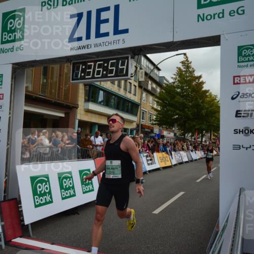 20.09.2026 - PSD Bank Halbmarathon LAZAROV Photography http://msf.ph/oto/10549909 20.09.2026 11:36:53 Ziel 1319, 1670, 2487, 4142, 4503, 4651 meine-sportfotos.de