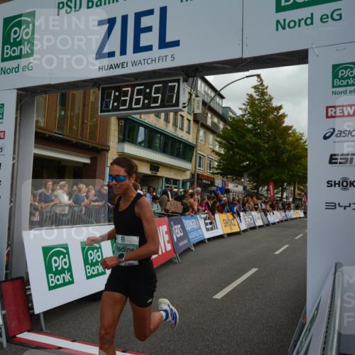 20.09.2026 - PSD Bank Halbmarathon LAZAROV Photography http://msf.ph/oto/10549916 20.09.2026 11:36:56 Ziel 1319, 1670, 2925, 3299, 4142, 4260, 4651, 4779 meine-sportfotos.de