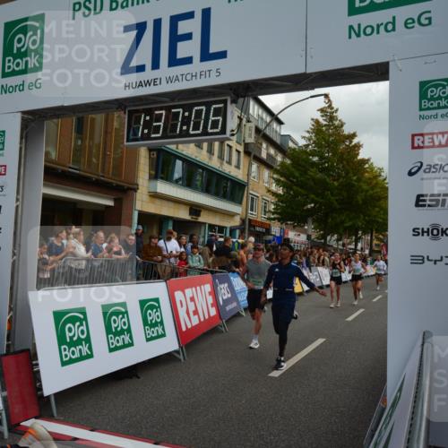 20.09.2026 - PSD Bank Halbmarathon LAZAROV Photography http://msf.ph/oto/10549925 20.09.2026 11:37:06 Ziel 1812, 2102, 2925, 3299, 3359, 4260, 4779, 4796 meine-sportfotos.de