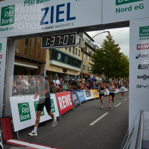 20.09.2026 - PSD Bank Halbmarathon LAZAROV Photography http://msf.ph/oto/10549931 20.09.2026 11:37:07 Ziel 1812, 2102, 2925, 3299, 3359, 4260, 4779, 4796 meine-sportfotos.de