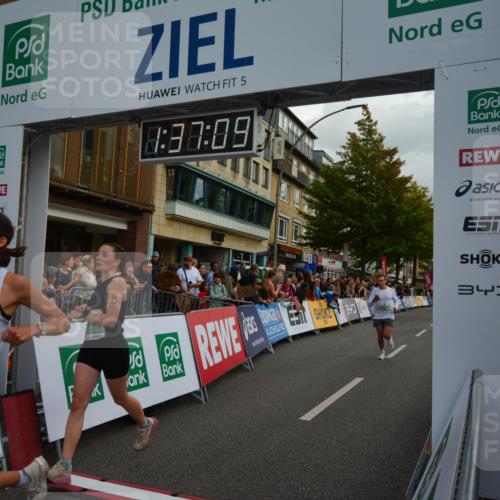 20.09.2026 - PSD Bank Halbmarathon LAZAROV Photography http://msf.ph/oto/10549937 20.09.2026 11:37:09 Ziel 1812, 2102, 2925, 3299, 3359, 4260, 4779, 4796 meine-sportfotos.de