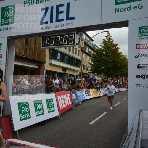 20.09.2026 - PSD Bank Halbmarathon LAZAROV Photography http://msf.ph/oto/10549939 20.09.2026 11:37:09 Ziel 1812, 2102, 2925, 3299, 3359, 4260, 4779, 4796 meine-sportfotos.de