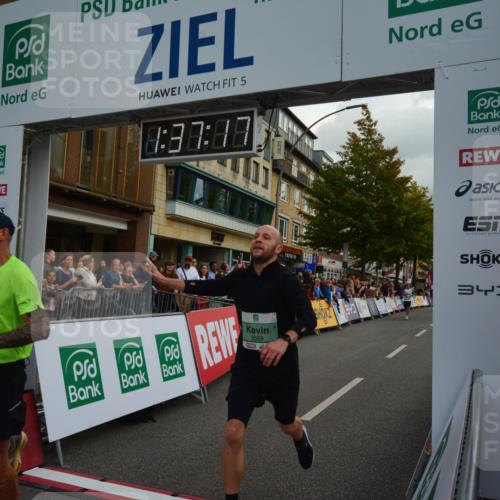 20.09.2026 - PSD Bank Halbmarathon LAZAROV Photography http://msf.ph/oto/10549949 20.09.2026 11:37:17 Ziel 1676, 2102, 3295, 3312, 3359, 4571, 4796 meine-sportfotos.de