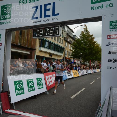 20.09.2026 - PSD Bank Halbmarathon LAZAROV Photography http://msf.ph/oto/10549955 20.09.2026 11:37:23 Ziel 1676, 2102, 3295, 3312, 3359, 3629, 4132, 4571 meine-sportfotos.de