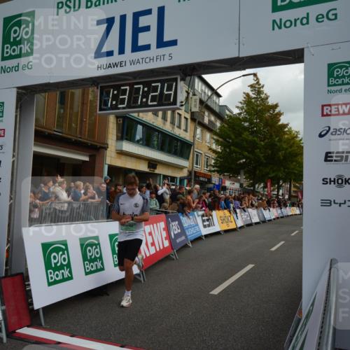 20.09.2026 - PSD Bank Halbmarathon LAZAROV Photography http://msf.ph/oto/10549958 20.09.2026 11:37:23 Ziel 1676, 2102, 3295, 3312, 3359, 3629, 4132, 4571 meine-sportfotos.de
