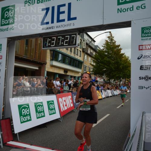 20.09.2026 - PSD Bank Halbmarathon LAZAROV Photography http://msf.ph/oto/10549965 20.09.2026 11:37:26 Ziel 1676, 1944, 2500, 2735, 3295, 3312, 3629, 4132, 4571 meine-sportfotos.de