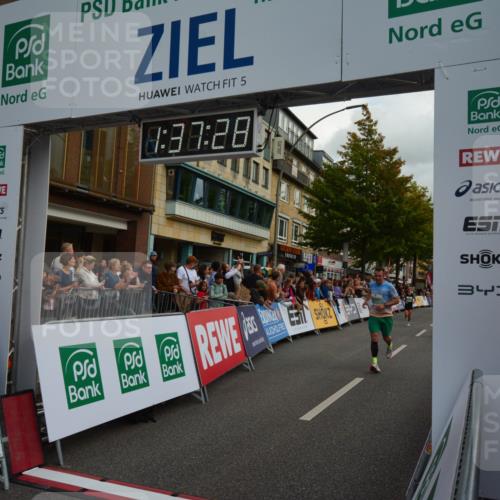 20.09.2026 - PSD Bank Halbmarathon LAZAROV Photography http://msf.ph/oto/10549971 20.09.2026 11:37:27 Ziel 1676, 1944, 2500, 2735, 3295, 3312, 3629, 4132, 4571 meine-sportfotos.de