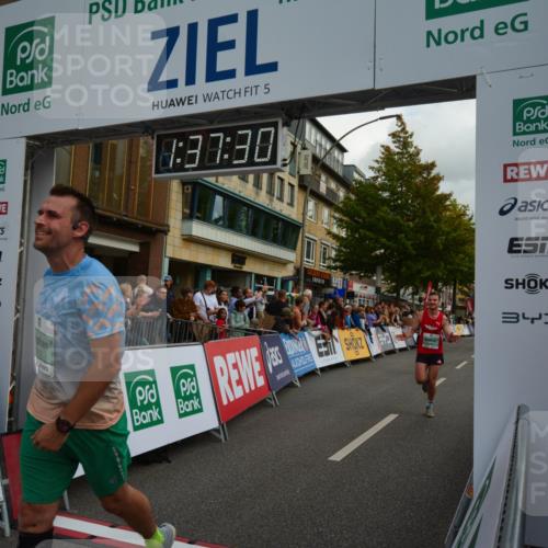 20.09.2026 - PSD Bank Halbmarathon LAZAROV Photography http://msf.ph/oto/10549974 20.09.2026 11:37:29 Ziel 1291, 1353, 1676, 1944, 2500, 2735, 3312, 3629, 4132, 4571 meine-sportfotos.de