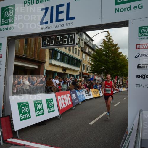 20.09.2026 - PSD Bank Halbmarathon LAZAROV Photography http://msf.ph/oto/10549977 20.09.2026 11:37:30 Ziel 1291, 1353, 1676, 1944, 2500, 2735, 3312, 3629, 4127, 4132, 4571 meine-sportfotos.de