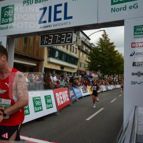 20.09.2026 - PSD Bank Halbmarathon LAZAROV Photography http://msf.ph/oto/10549982 20.09.2026 11:37:31 Ziel 1291, 1353, 1676, 1944, 2500, 2735, 3312, 3629, 4127, 4132 meine-sportfotos.de