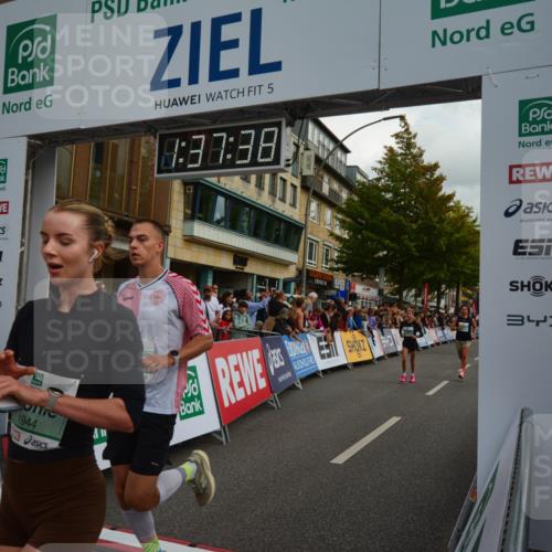 20.09.2026 - PSD Bank Halbmarathon LAZAROV Photography http://msf.ph/oto/10549997 20.09.2026 11:37:37 Ziel 1291, 1353, 1944, 2500, 2735, 3296, 3629, 4127, 4132, 4371 meine-sportfotos.de
