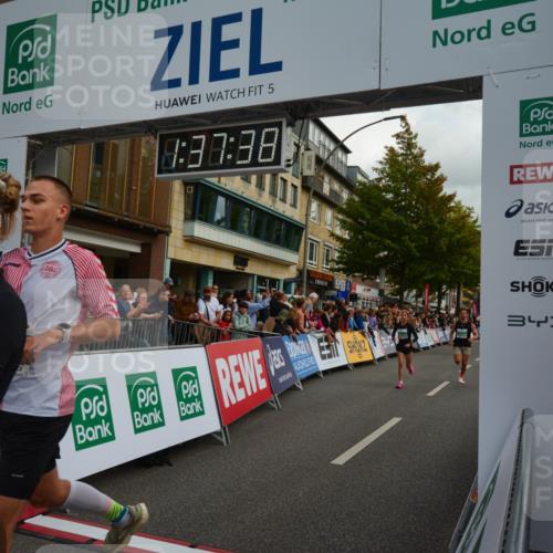 20.09.2026 - PSD Bank Halbmarathon LAZAROV Photography http://msf.ph/oto/10549998 20.09.2026 11:37:37 Ziel 1291, 1353, 1944, 2500, 2735, 3296, 3629, 4127, 4132, 4371 meine-sportfotos.de