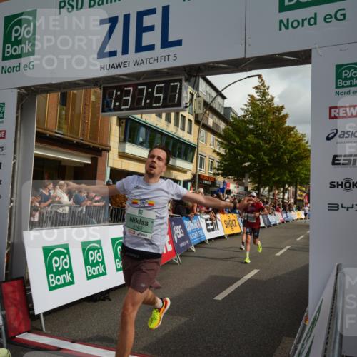 20.09.2026 - PSD Bank Halbmarathon LAZAROV Photography http://msf.ph/oto/10550033 20.09.2026 11:37:57 Ziel 1062, 1187, 1219, 2161, 3100, 3164, 4163, 4197, 4415, 4437, 4766 meine-sportfotos.de