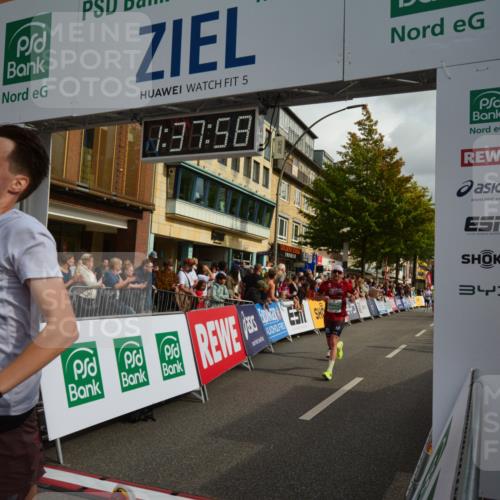 20.09.2026 - PSD Bank Halbmarathon LAZAROV Photography http://msf.ph/oto/10550035 20.09.2026 11:37:57 Ziel 1062, 1187, 1219, 2161, 3100, 3164, 4163, 4197, 4415, 4437, 4766 meine-sportfotos.de