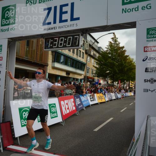 20.09.2026 - PSD Bank Halbmarathon LAZAROV Photography http://msf.ph/oto/10550054 20.09.2026 11:38:07 Ziel 1062, 1187, 2668, 2673, 3095, 3164, 3631, 3990, 4147, 4197 meine-sportfotos.de