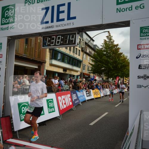 20.09.2026 - PSD Bank Halbmarathon LAZAROV Photography http://msf.ph/oto/10550058 20.09.2026 11:38:13 Ziel 2668, 2673, 3095, 3164, 3464, 3631, 3990, 4147, 4767 meine-sportfotos.de