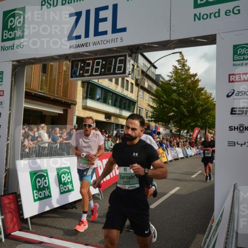 20.09.2026 - PSD Bank Halbmarathon LAZAROV Photography http://msf.ph/oto/10550064 20.09.2026 11:38:16 Ziel 1036, 2668, 2673, 2691, 3095, 3464, 3631, 3990, 4147, 4344, 4767 meine-sportfotos.de