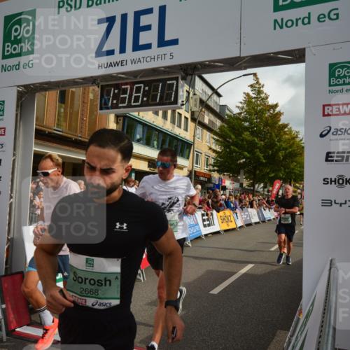 20.09.2026 - PSD Bank Halbmarathon LAZAROV Photography http://msf.ph/oto/10550066 20.09.2026 11:38:16 Ziel 1036, 2668, 2673, 2691, 3095, 3464, 3631, 3990, 4147, 4344, 4767 meine-sportfotos.de