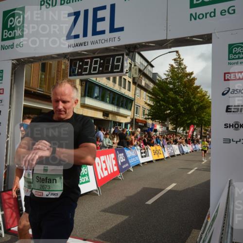 20.09.2026 - PSD Bank Halbmarathon LAZAROV Photography http://msf.ph/oto/10550073 20.09.2026 11:38:18 Ziel 1036, 2668, 2673, 2691, 3095, 3464, 3631, 3990, 4147, 4344, 4767 meine-sportfotos.de