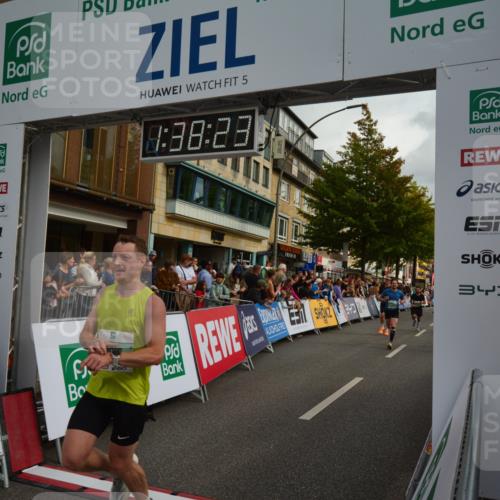 20.09.2026 - PSD Bank Halbmarathon LAZAROV Photography http://msf.ph/oto/10550075 20.09.2026 11:38:22 Ziel 1036, 1915, 2668, 2673, 2691, 3464, 3631, 3990, 4147, 4344, 4767 meine-sportfotos.de