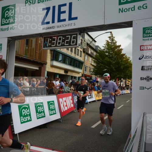 20.09.2026 - PSD Bank Halbmarathon LAZAROV Photography http://msf.ph/oto/10550081 20.09.2026 11:38:25 Ziel 1036, 1915, 2691, 3464, 4344, 4767 meine-sportfotos.de