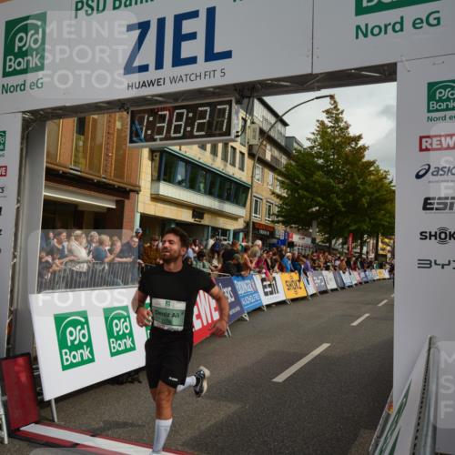 20.09.2026 - PSD Bank Halbmarathon LAZAROV Photography http://msf.ph/oto/10550091 20.09.2026 11:38:27 Ziel 1036, 1915, 2691, 3464, 4305, 4344, 4767 meine-sportfotos.de