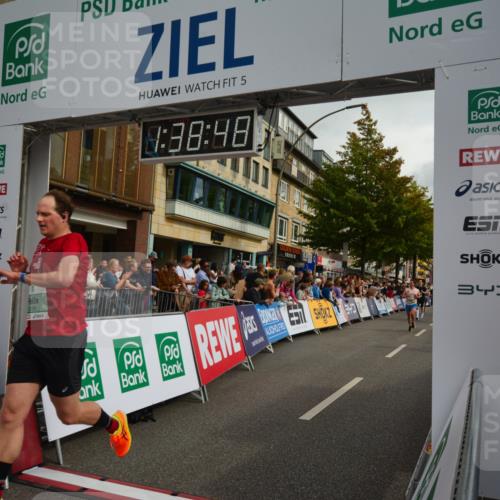 20.09.2026 - PSD Bank Halbmarathon LAZAROV Photography http://msf.ph/oto/10550104 20.09.2026 11:38:48 Ziel 1298, 1483, 1954, 2403, 2550, 3188, 3727, 3885 meine-sportfotos.de