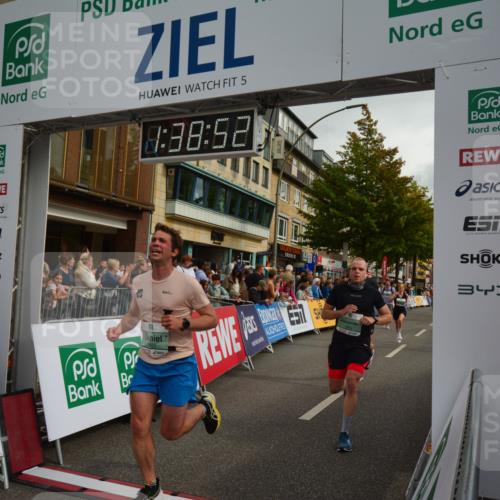 20.09.2026 - PSD Bank Halbmarathon LAZAROV Photography http://msf.ph/oto/10550106 20.09.2026 11:38:52 Ziel 1115, 1298, 1316, 1483, 1954, 2403, 2515, 2550, 3188, 3727, 3885 meine-sportfotos.de