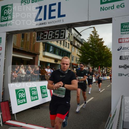 20.09.2026 - PSD Bank Halbmarathon LAZAROV Photography http://msf.ph/oto/10550110 20.09.2026 11:38:53 Ziel 1115, 1298, 1316, 1483, 1954, 2403, 2515, 2550, 3188, 3727, 3885 meine-sportfotos.de
