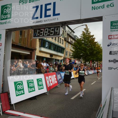 20.09.2026 - PSD Bank Halbmarathon LAZAROV Photography http://msf.ph/oto/10550117 20.09.2026 11:38:54 Ziel 1115, 1298, 1316, 1483, 1954, 2403, 2515, 2550, 3188, 3727, 3885 meine-sportfotos.de