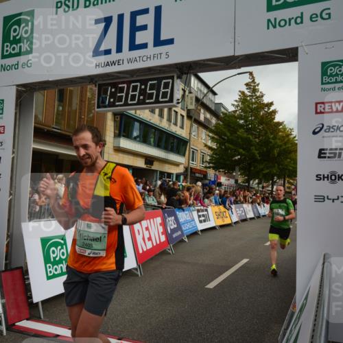 20.09.2026 - PSD Bank Halbmarathon LAZAROV Photography http://msf.ph/oto/10550131 20.09.2026 11:38:57 Ziel 1115, 1298, 1316, 1483, 1764, 1954, 2403, 2515, 2550, 3727, 3885, 4148, 4661 meine-sportfotos.de