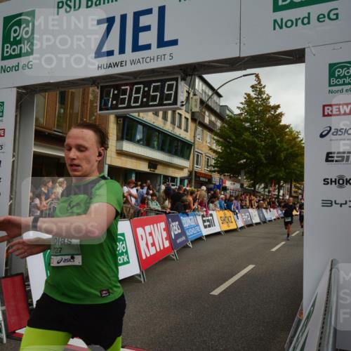 20.09.2026 - PSD Bank Halbmarathon LAZAROV Photography http://msf.ph/oto/10550135 20.09.2026 11:38:58 Ziel 1115, 1298, 1316, 1483, 1764, 1954, 2403, 2515, 2550, 3727, 3885, 4148, 4661 meine-sportfotos.de
